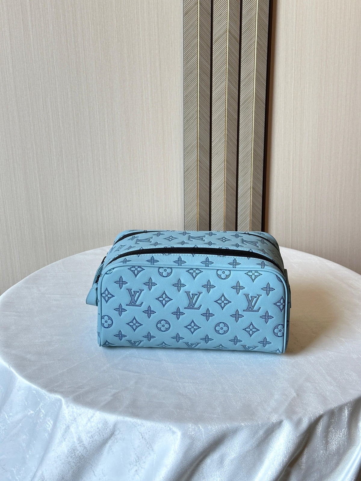 Louis Vuitton Pouch (VIP Quality) 7 Color