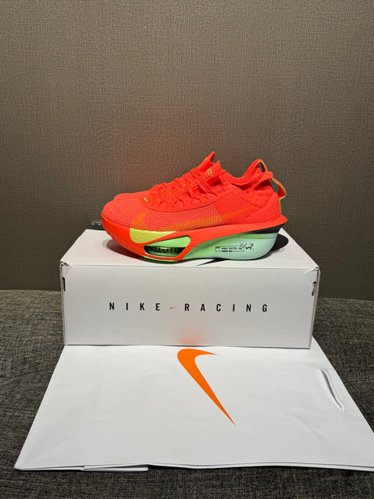 Nike Fly 3 Orange
