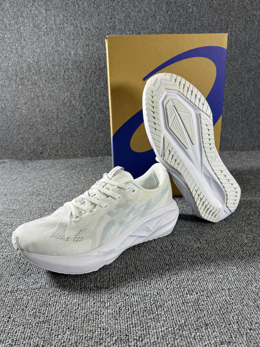 Asics Novablast 5 White Piedmont Grey