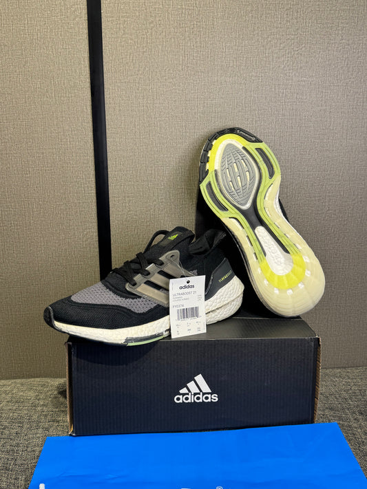 Adidas UltraBoost 21