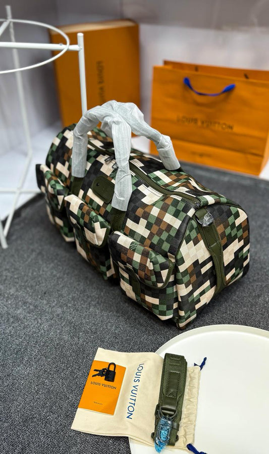 Louis Vuitton Duffle Bag ( VIP Quality )