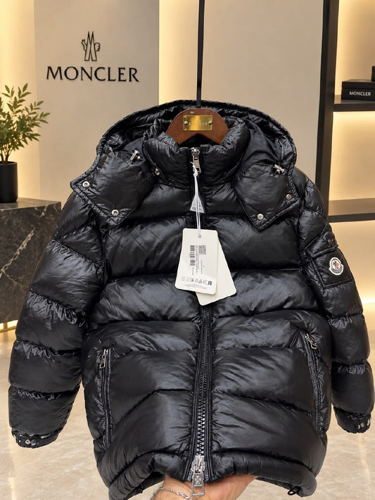 Moncler Puffer Jacket - Black