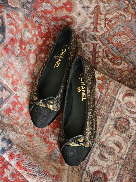 Chanel Ballerina - Black