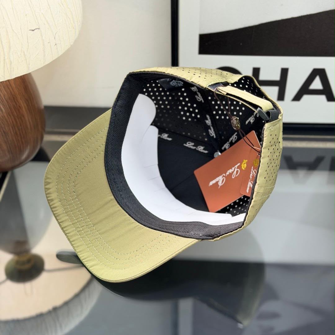 Loro Piana Cap - Beige