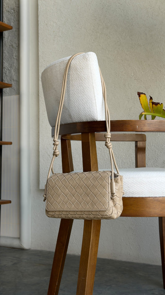 Bottega Veneta Notturno Crossbody Bag - Beige