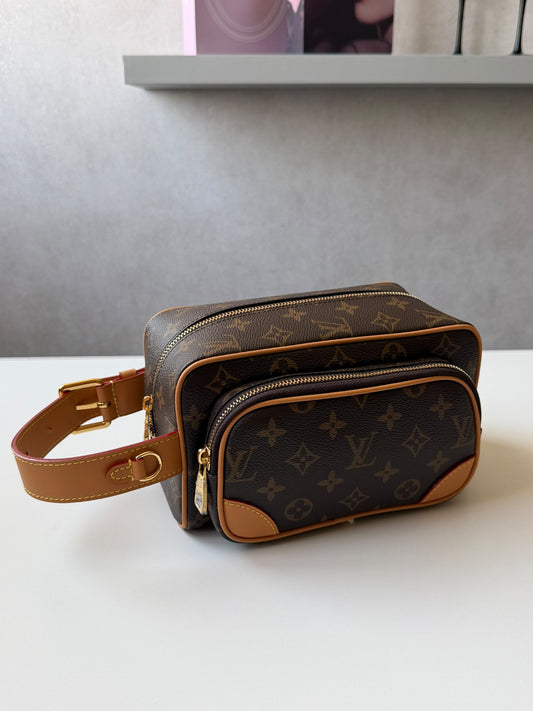 Louis Vuitton Wash Bag - Brown Monogram