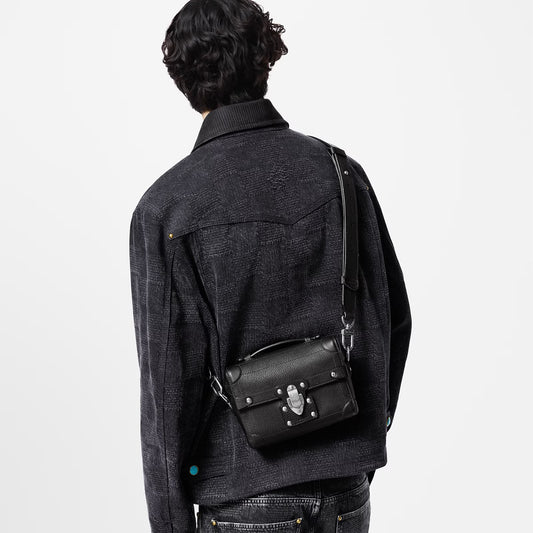 Louis Vuitton Trunk Shoulder Bag - Black