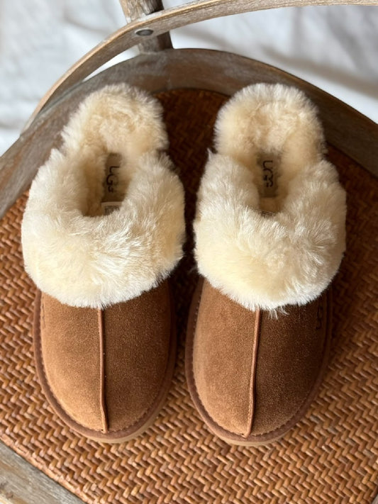 UGG Seam-Front Mules - Beige