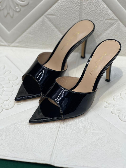 Gianvito Rossi Heels 2 colors