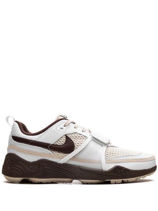 Nike Zoom Field Jaxx x Travis Scott