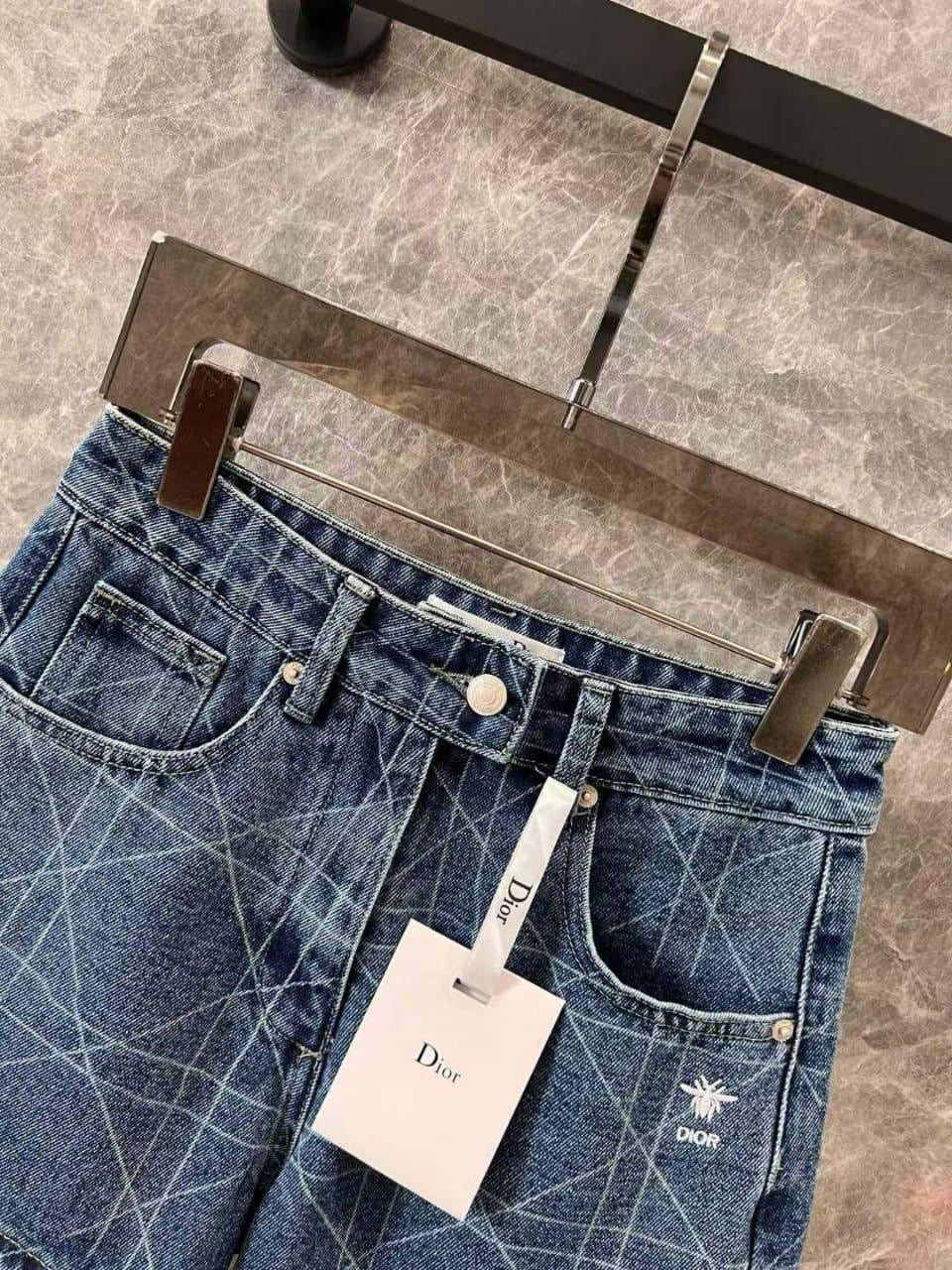 Dior Short