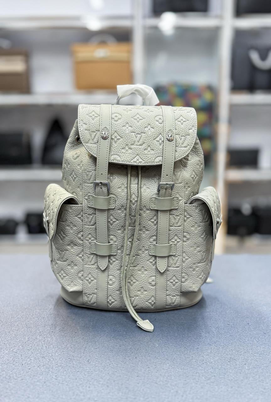 Dior Backpack (VIP Quality)