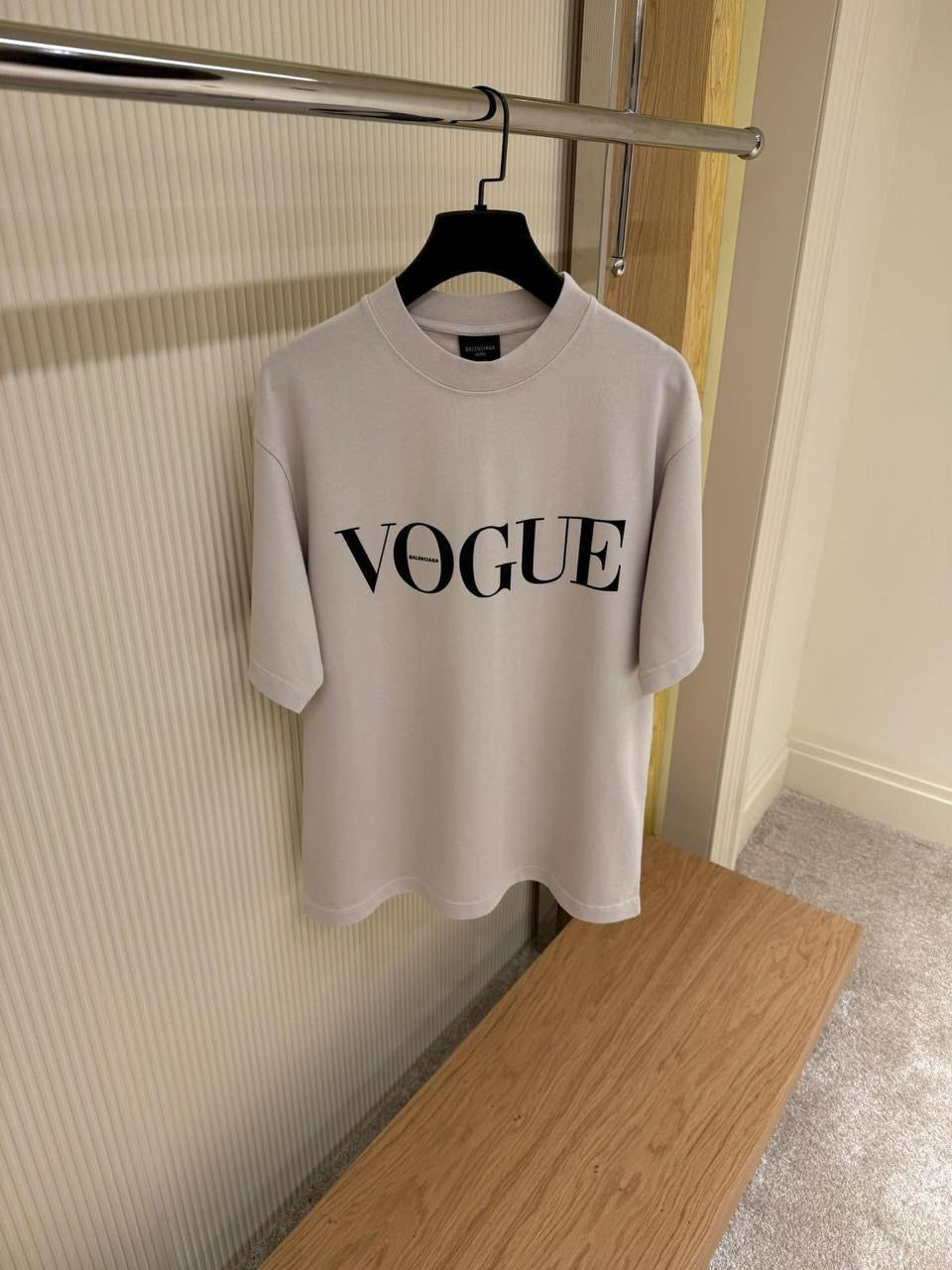 Balenciaga Vouge T-Shirt 2 colors
