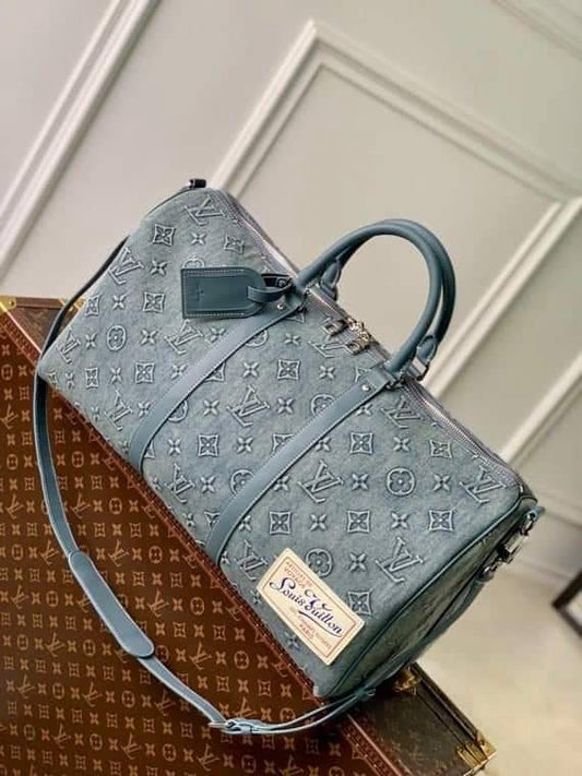 Louis Vuitton Duffle Bag ( VIP Quality )