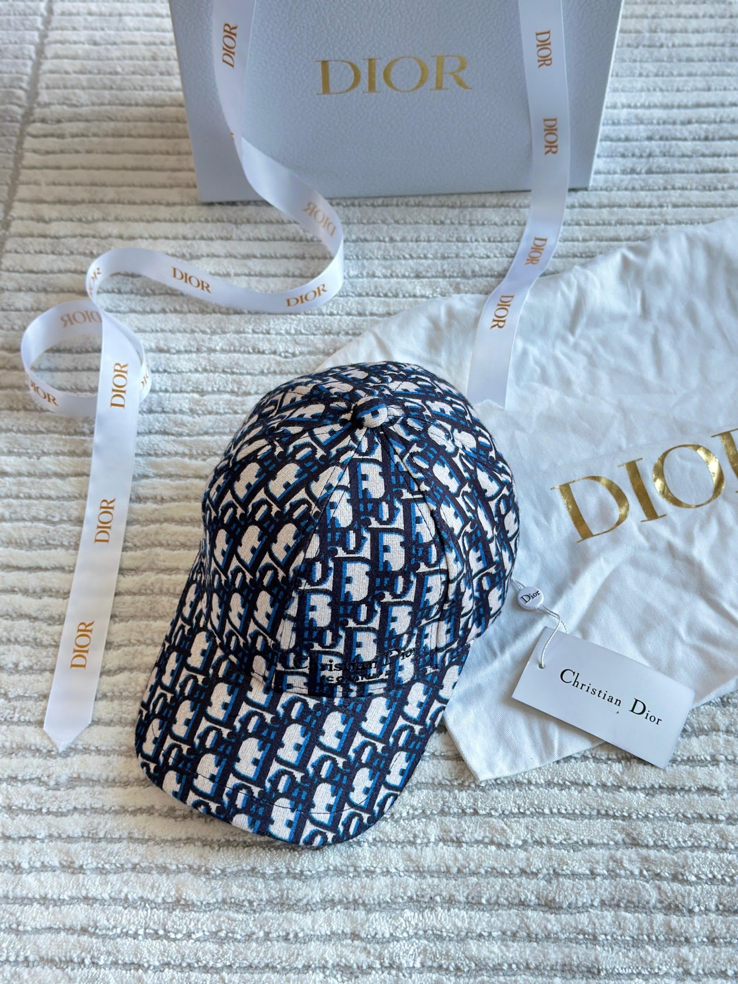Dior caps 5 colors