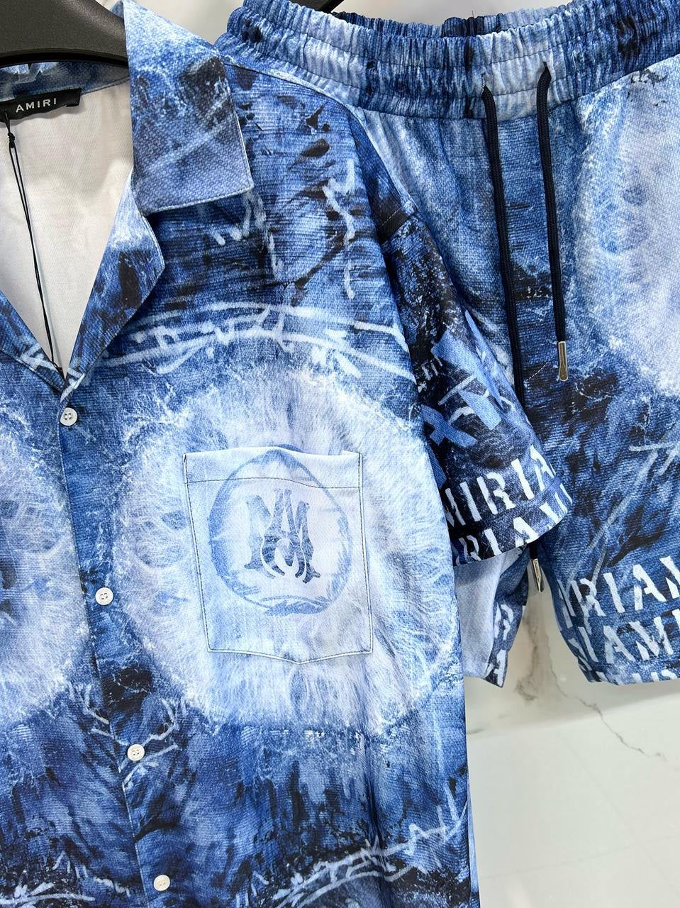 Amiri Set