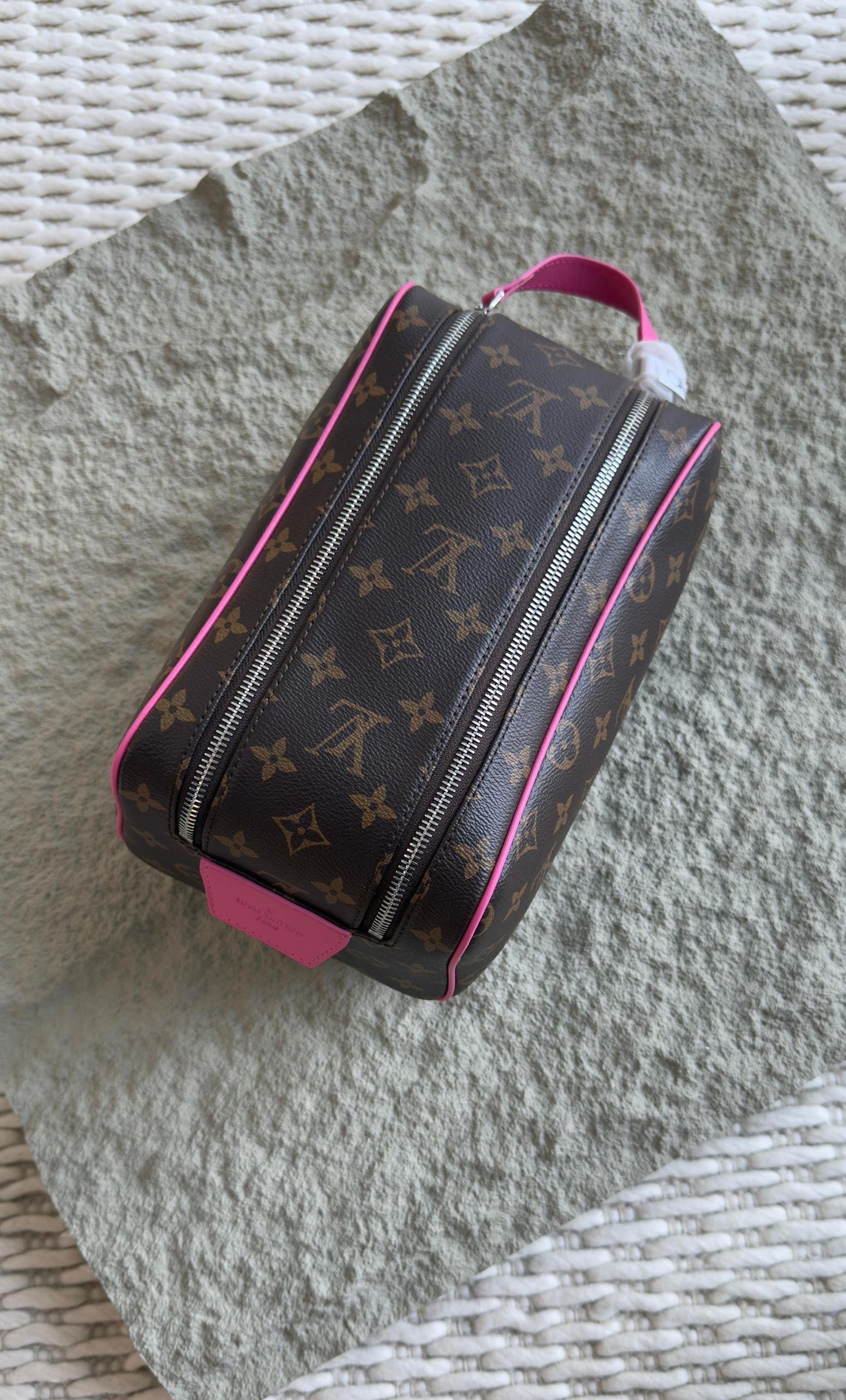 Louis Vuitton Pouch (VIP Quality)