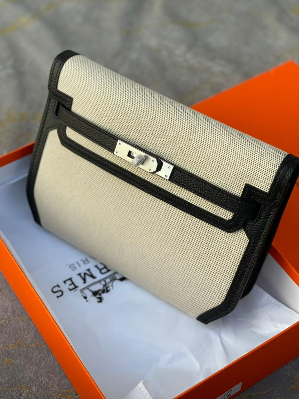 Hermes Clutch