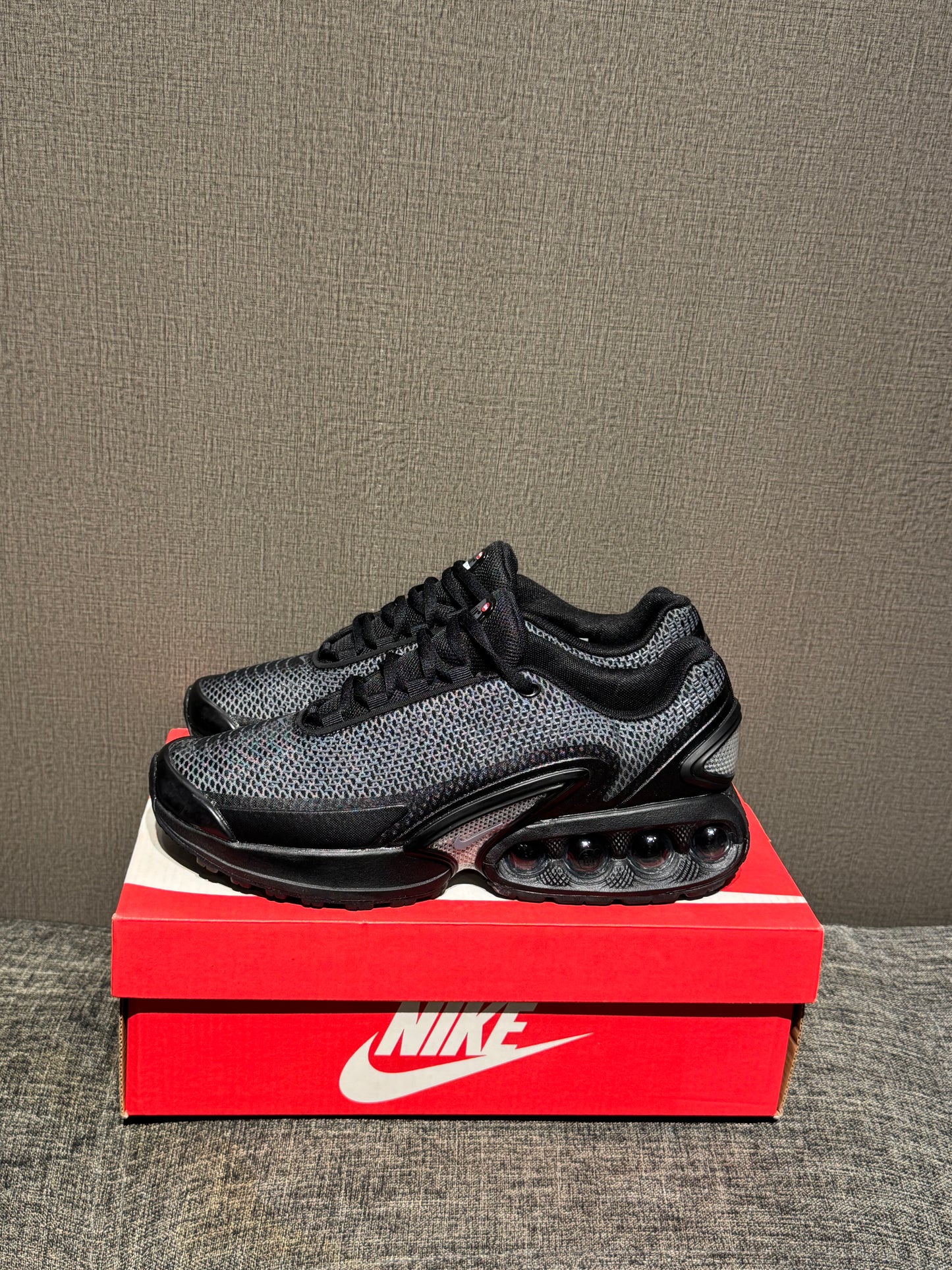 Nike Air Max DN Black