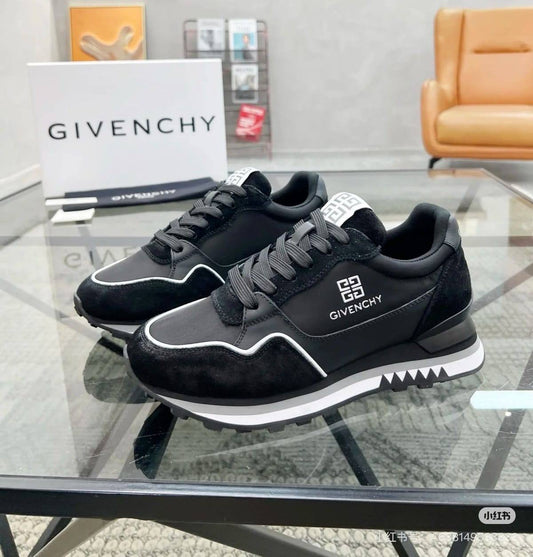 Givenchy Sneakers