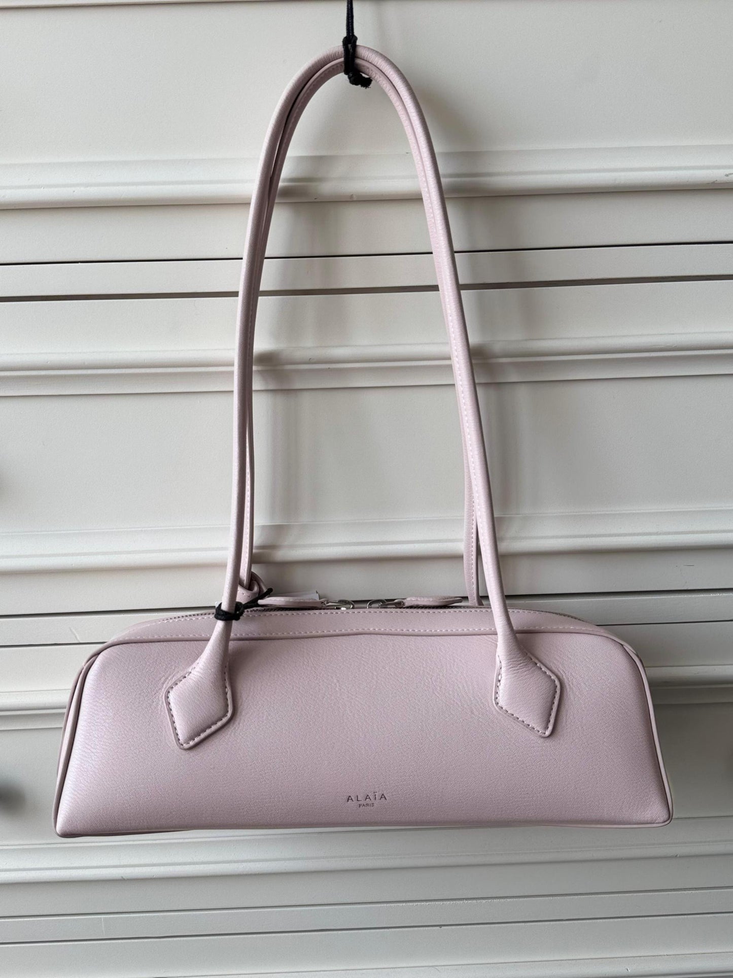 Alaia Shoulder Bag (VIP Quality)