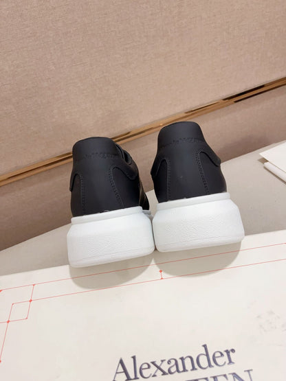 Alexander McQueen Sneakers