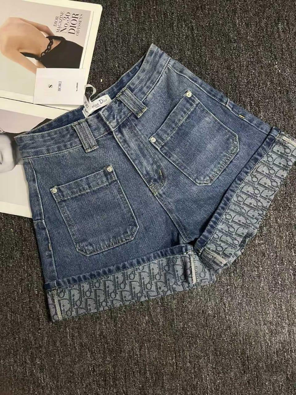 Dior Short