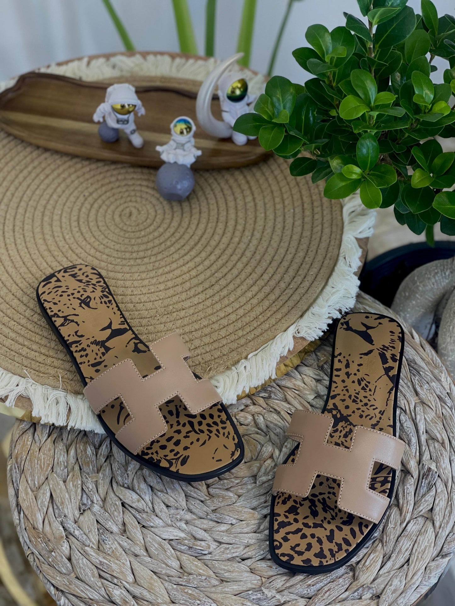 Hermes Slippers