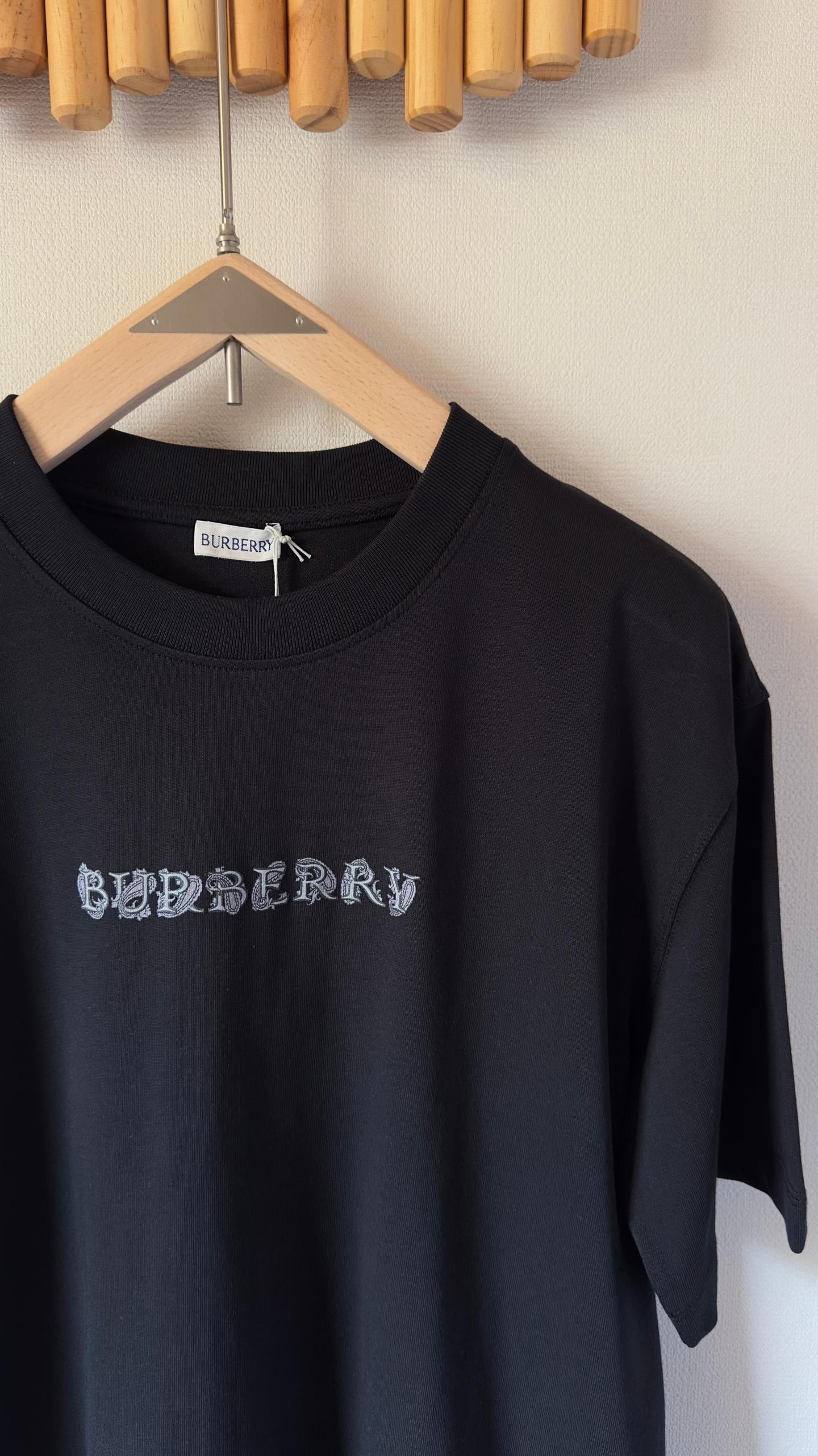 Burberry T-Shirt
