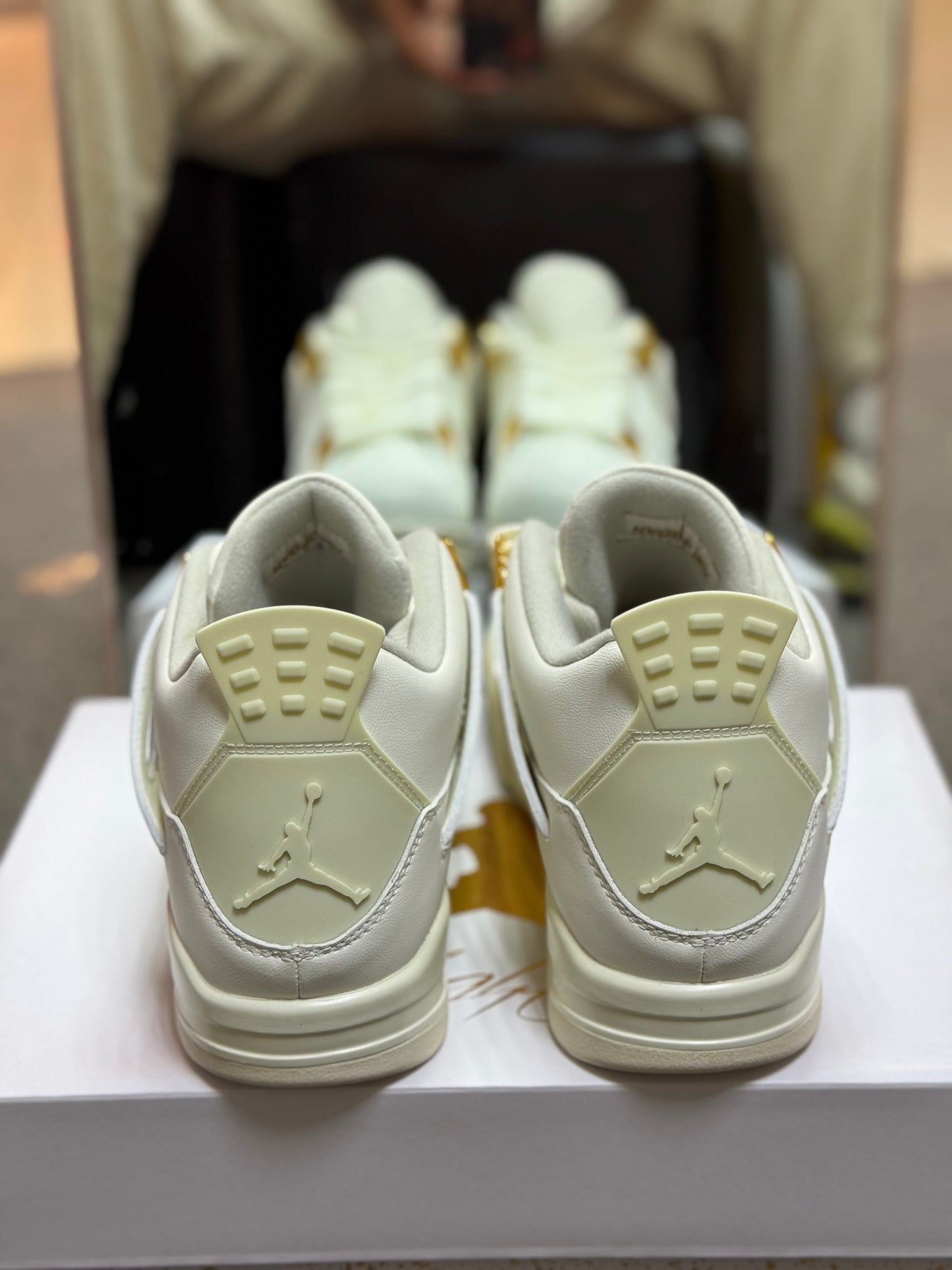 Jordan 4 Golden Metallic