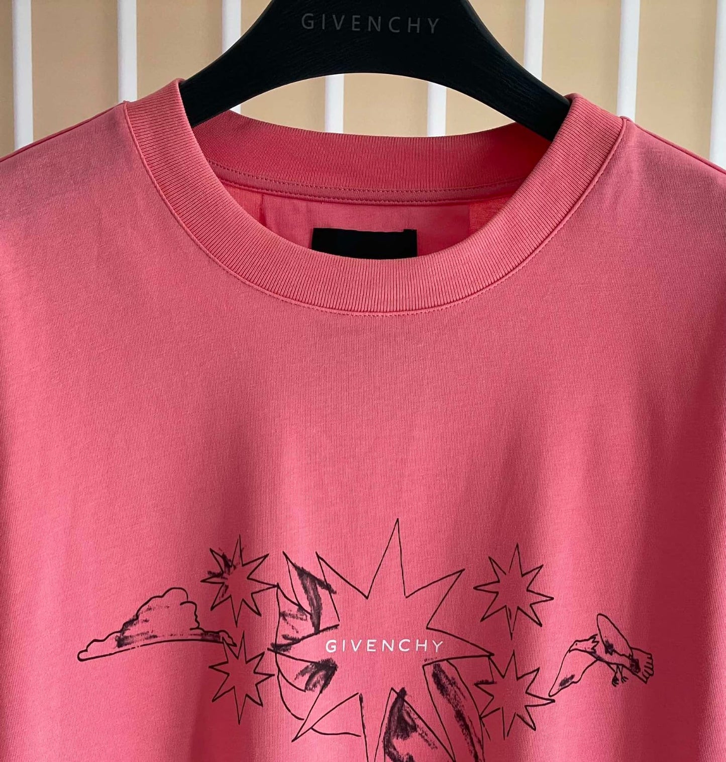 Givenchy T-Shirt 2 Colors