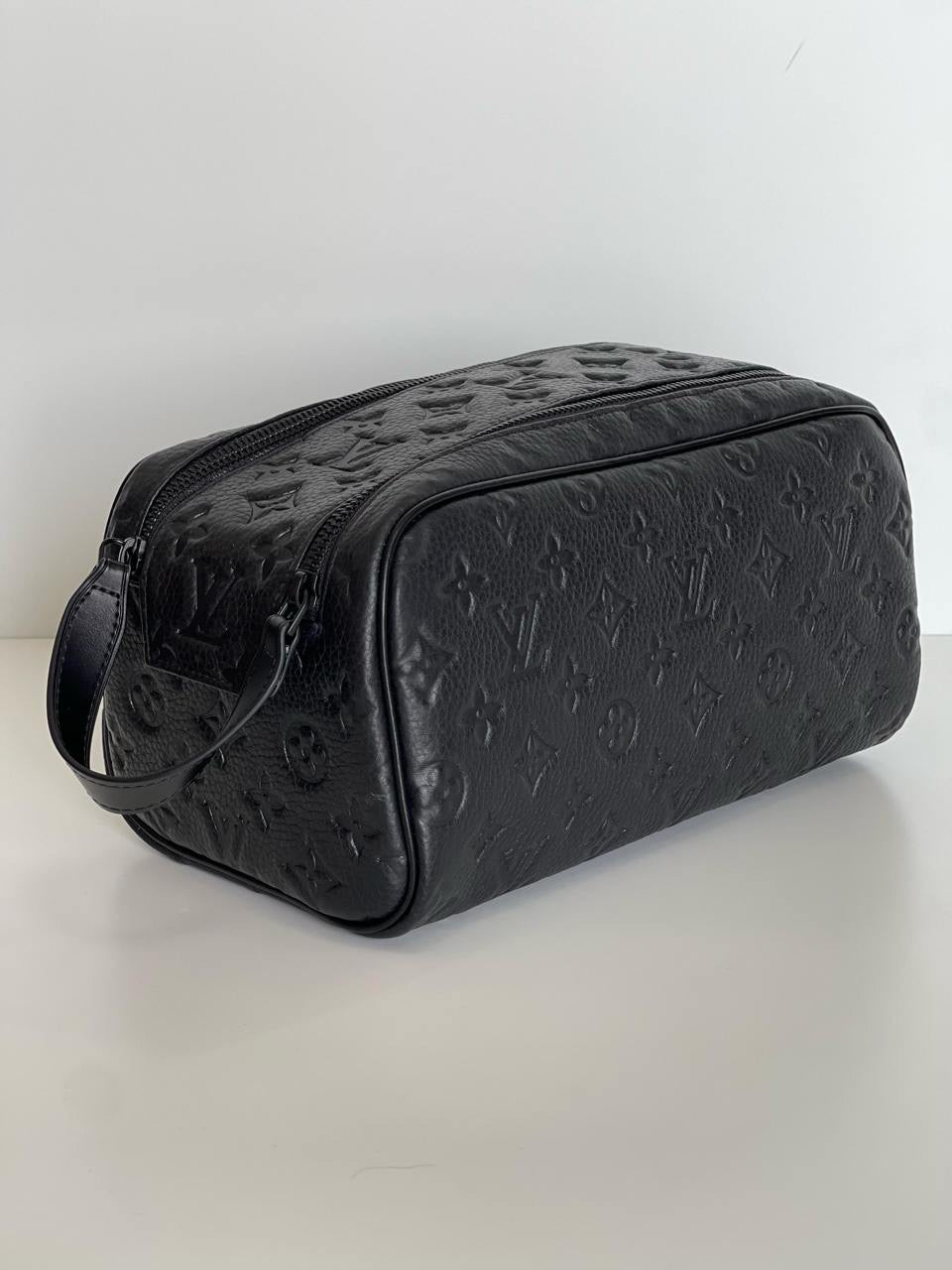 Louis Vuitton Pouch (VIP Quality)