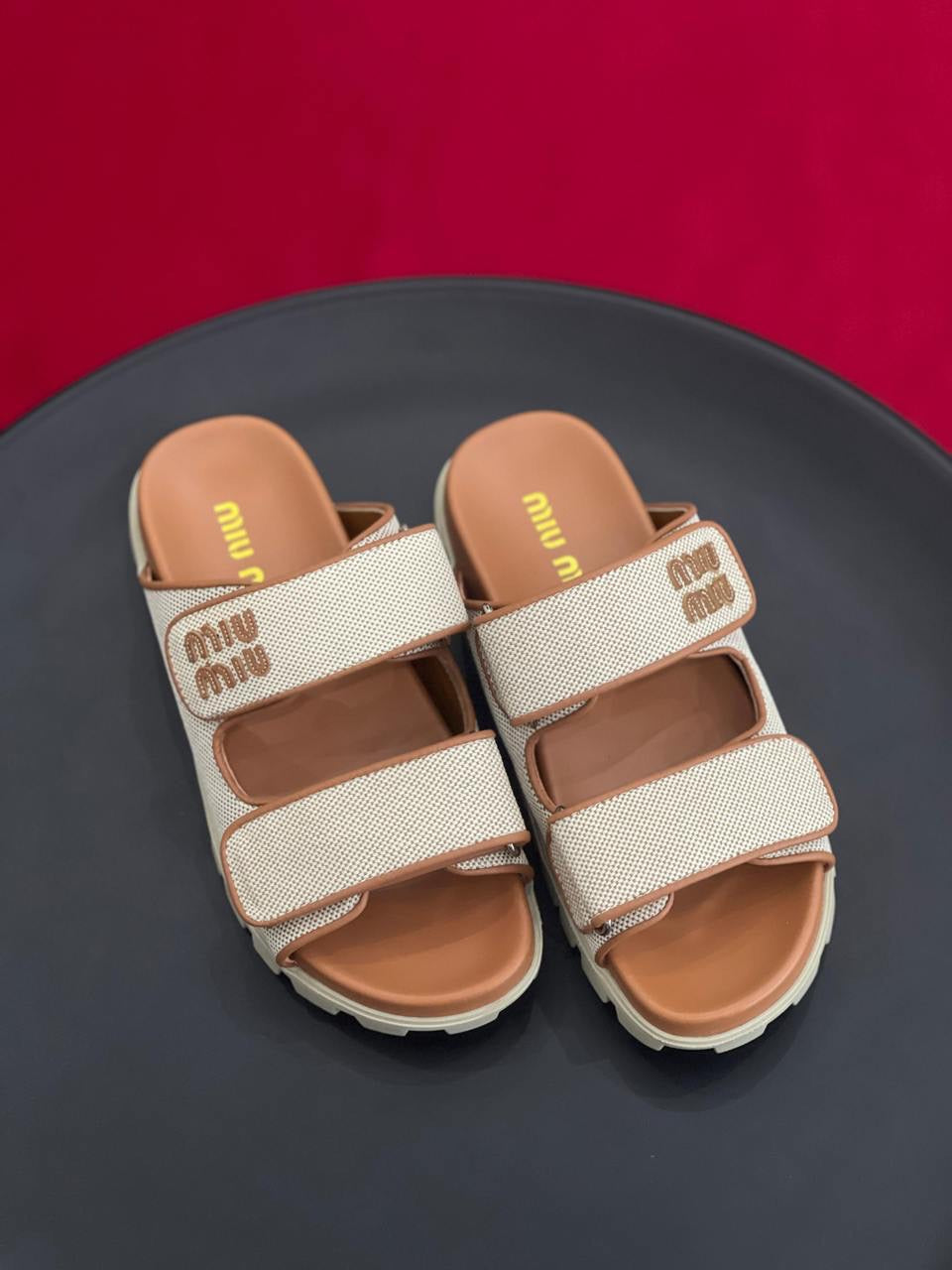Miu Miu Slipper 2 colors