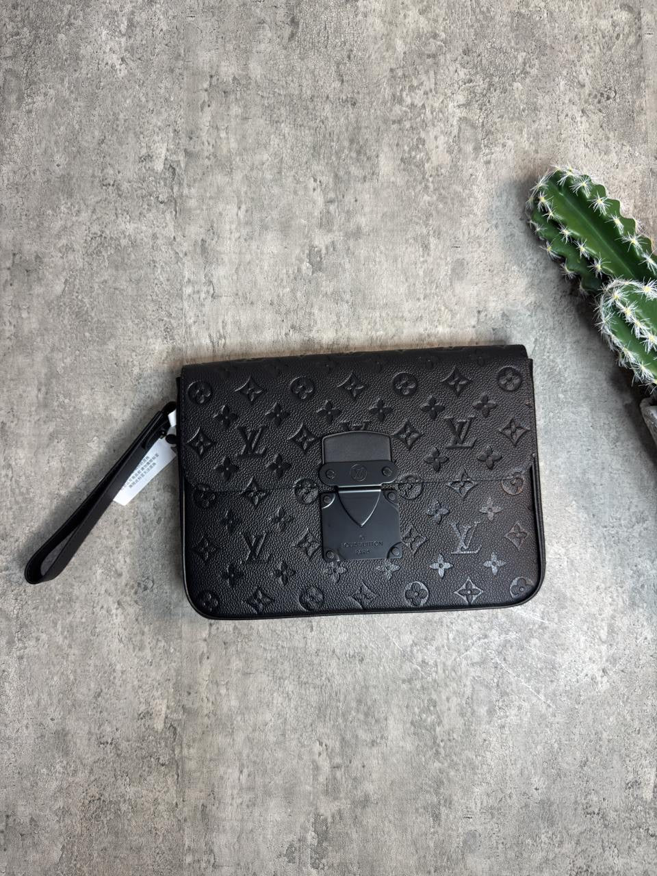 Louis Vuitton Clutch (VIP Quality) 2 colors