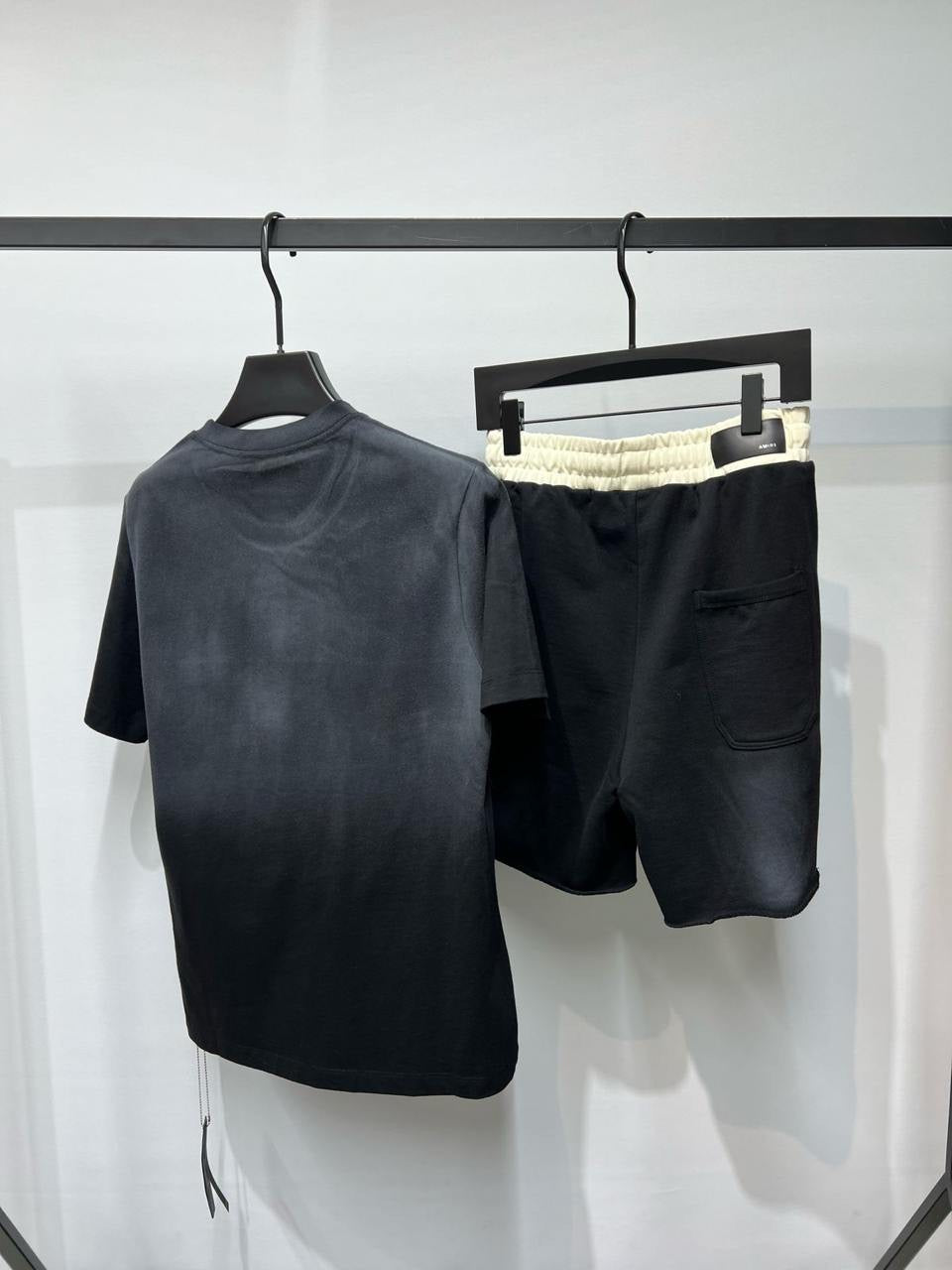 Amiri Set