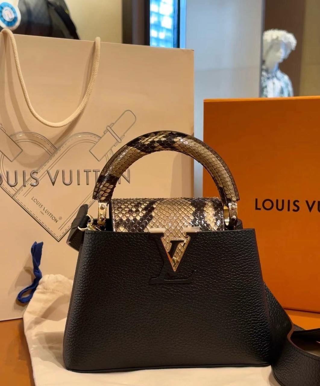 Louis Vuitton Sling Bag (VIP Quality)
