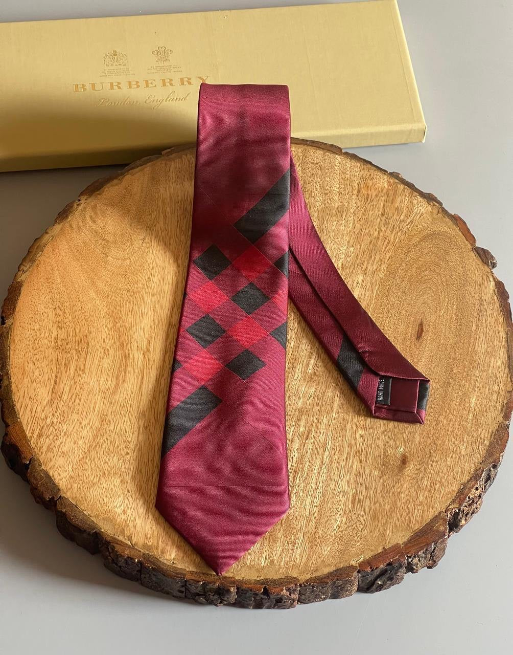 Burrbery Tie 4 colors