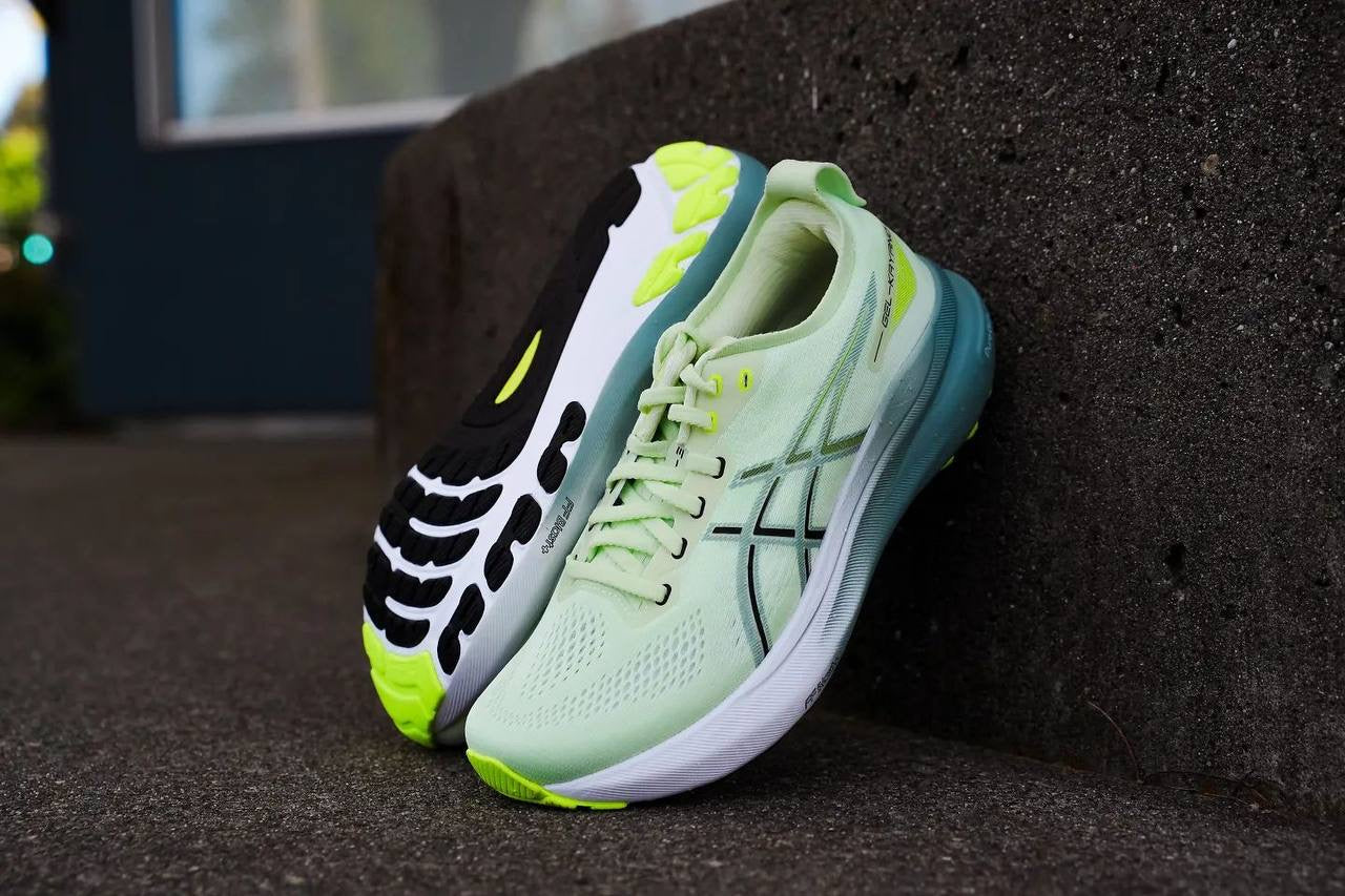 ASICS Sneakers