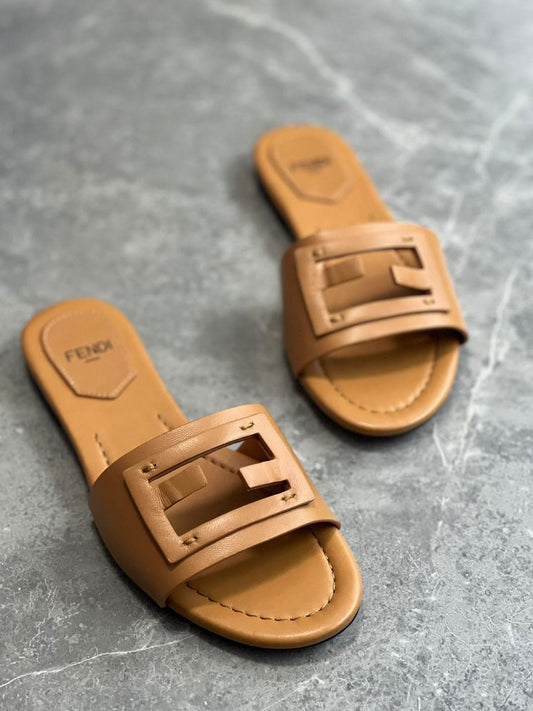 Fendi Slippers 2 colors