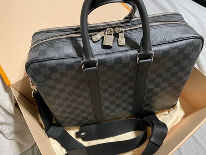 Louis Vuitton Carry Bag