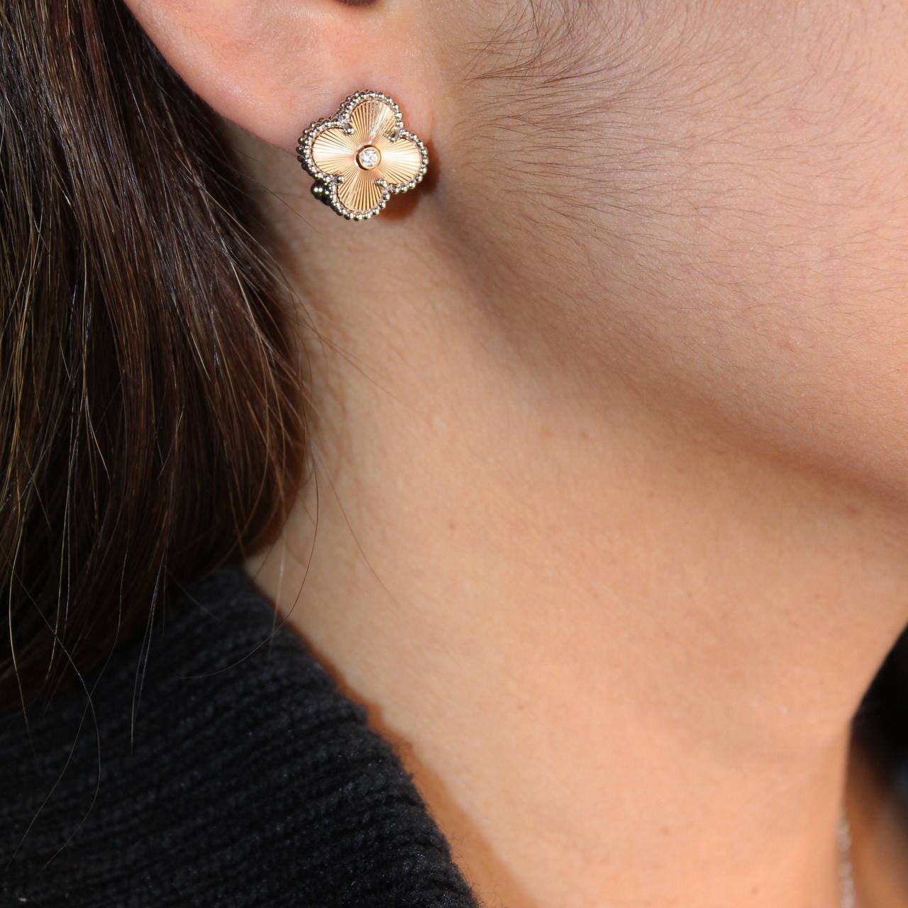 Vancleef & Arpels Jewelry Set