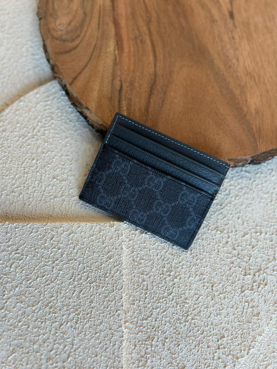 Louis Vuitton CardHolder (VIP Quality)