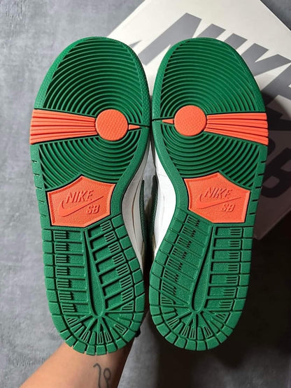 SB Dunk Jarritos