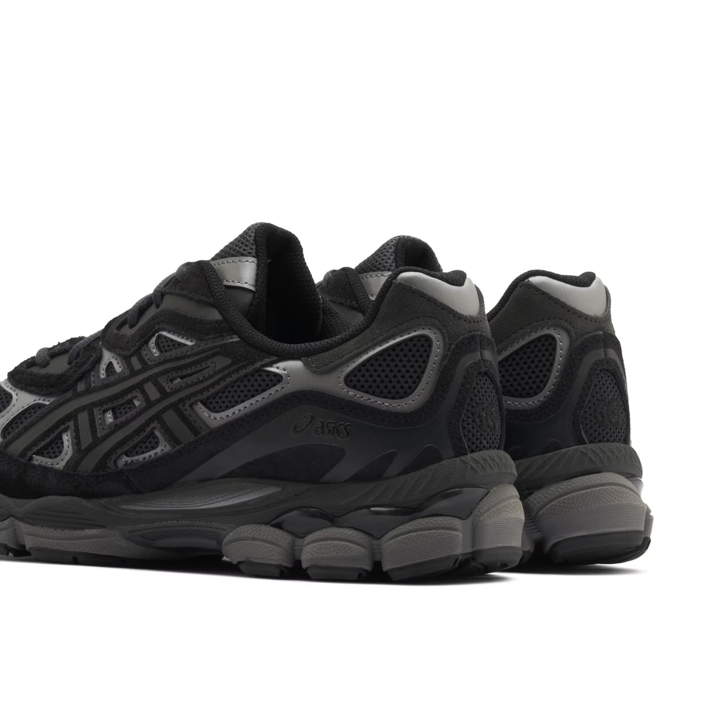 ASICS Sneakers