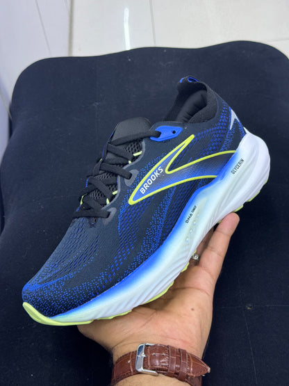 Brooks Sneakers