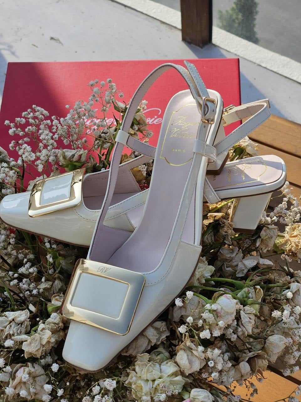 Roger Viver Heels