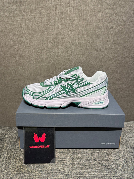 New Balance 740 Green