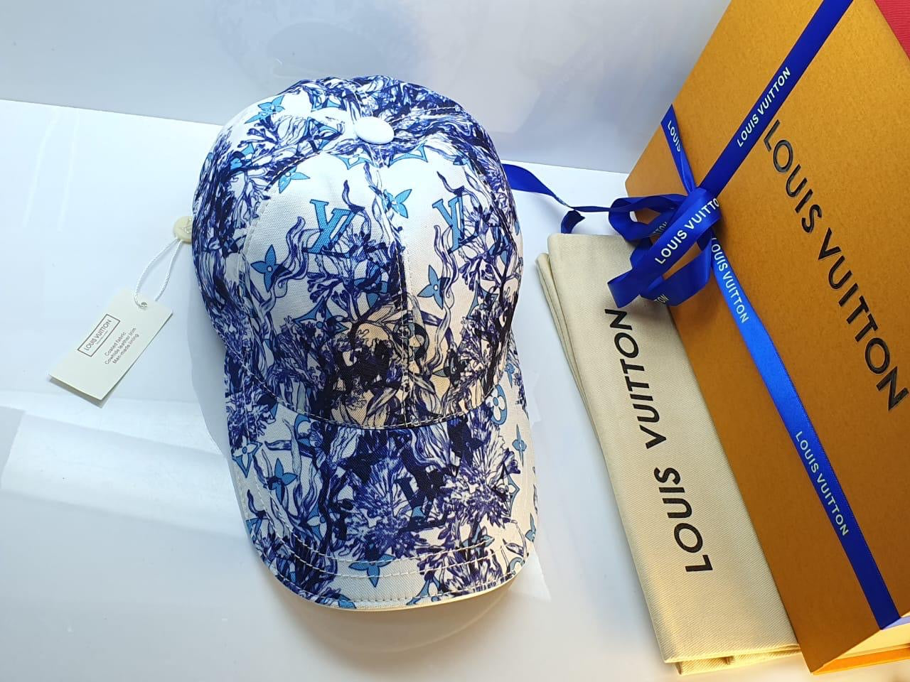 Louis Vuitton Caps 5 colors