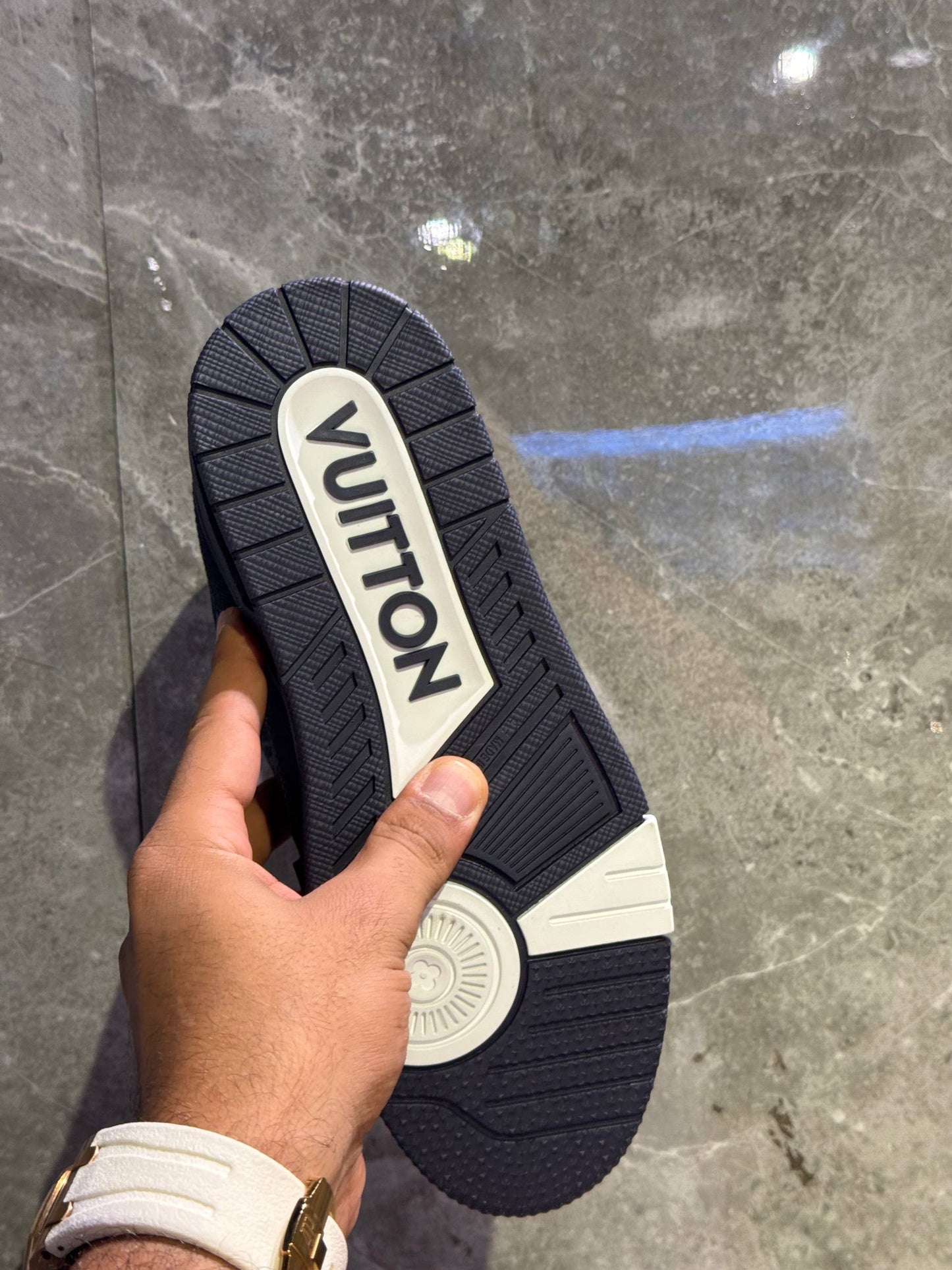 Louis Vuitton Sneakers