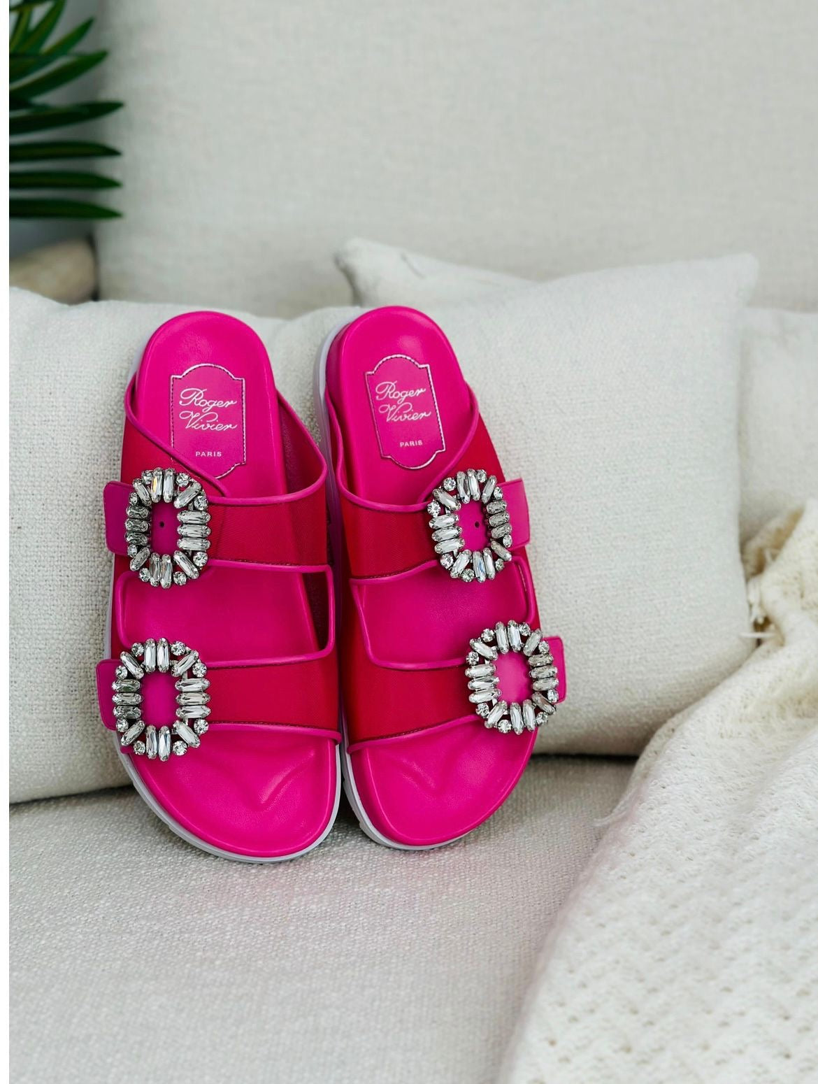 Roger Vivier Femal Slippers